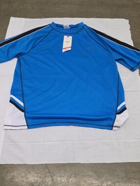 NWT Speedo Short Sleeve Swim Tee w/ UV Protection Blue,White, Black XL